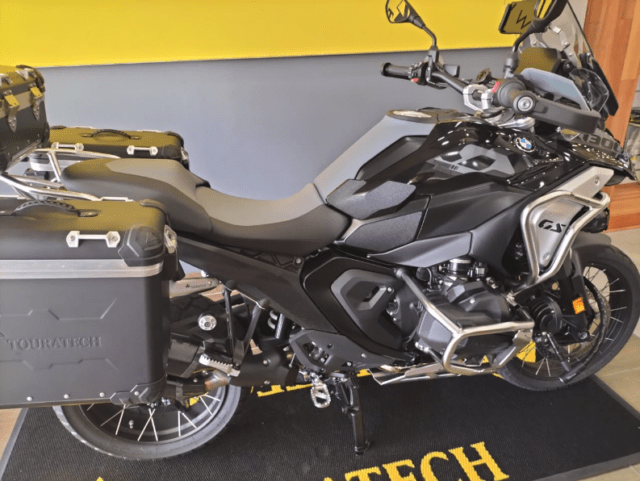 Rubbatech RS11001 Rubbatech tankpads bovenste gedeelte voor de BMW R1300GS Tankpads