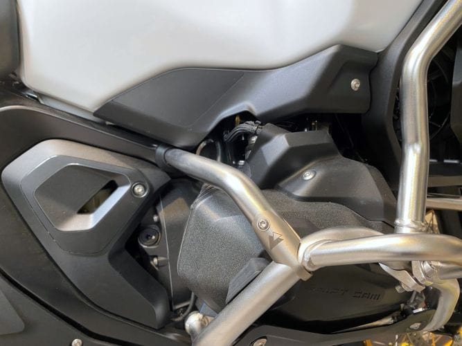 Touratech Verstevigingsstang voor originele BMW motorvalbeugel – BMW R1300GS / Adventure Valbeugels Verstevigingsstang voor originele BMW motorvalbeugel – BMW R1300GS / Adventure